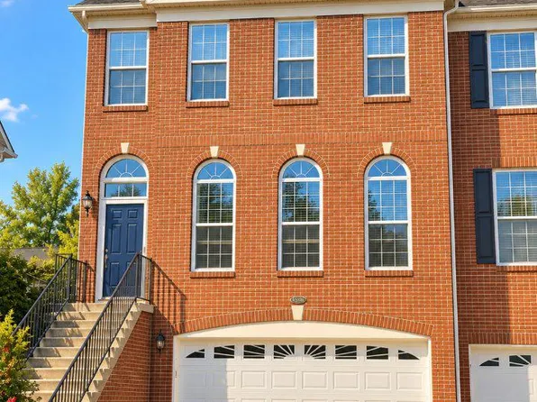25508 Crossfield Dr, Chantilly, VA 20152