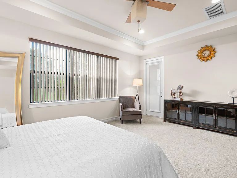 4127 Siena Cir — Photo 24