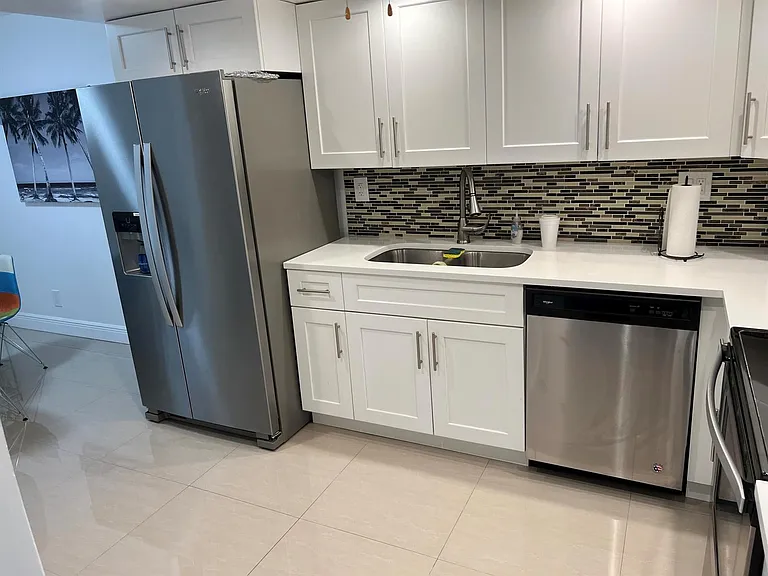 7370 Orangewood Ln #204 — Photo 8