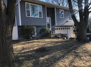 4717 N Sturdevant St, Davenport, IA