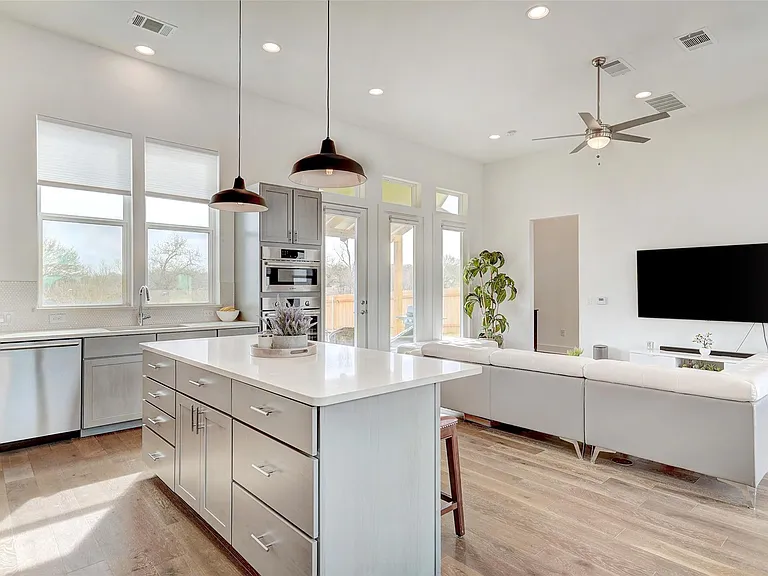 6317 Toscana Ave — Photo 11