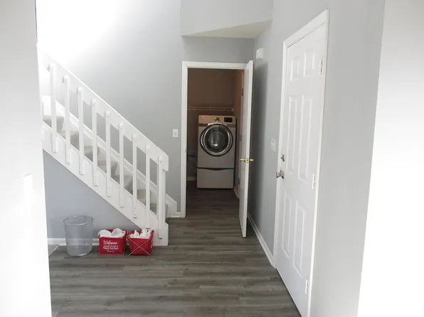 251 Wellington Pl, Pataskala, OH 43062