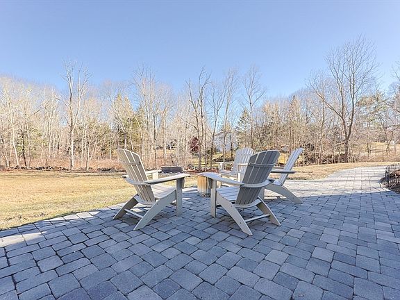 2nd image of 5 Farm Rd