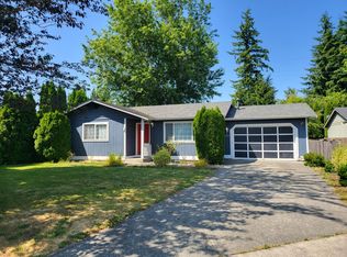 2419 W Meadow Blvd, Mount Vernon, WA 98273