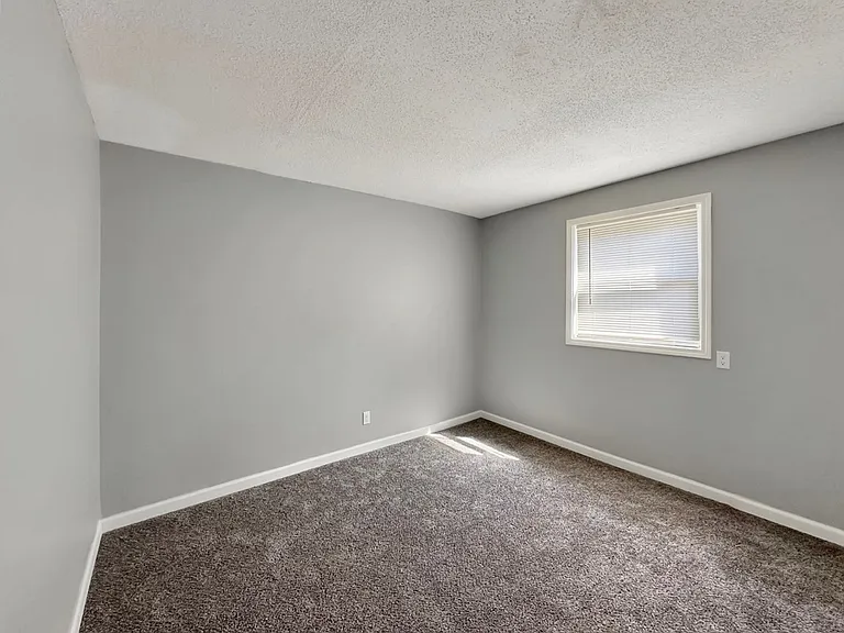 802 N Davidson St — Photo 15