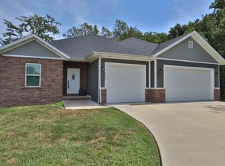 3054 W Smith St, Springfield, MO 65803