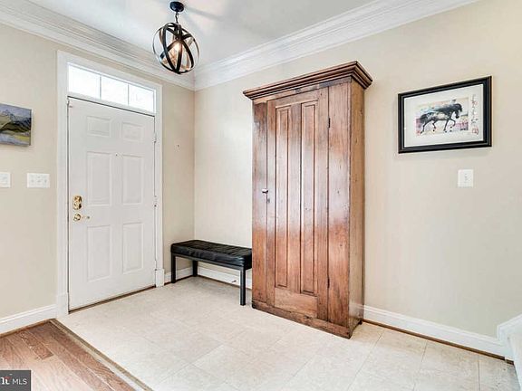 3rd image of 107 Smallwood Way