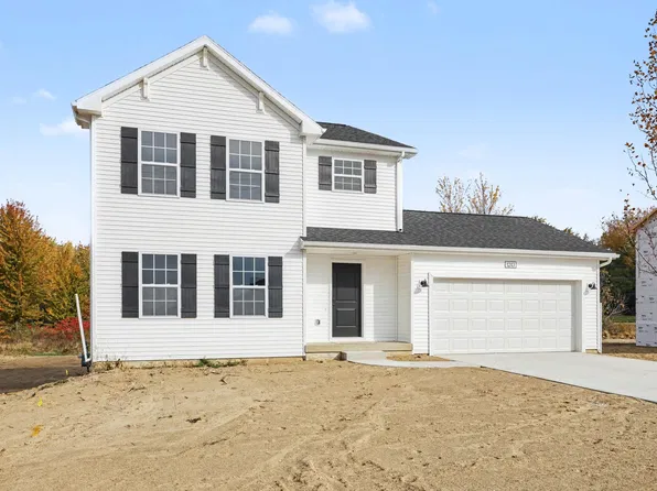 1243 E Marquette Woods Rd, Saint Joseph, MI 49085