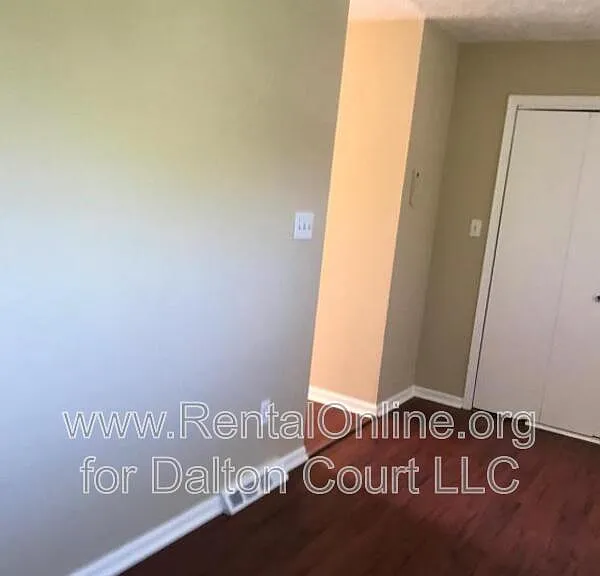 1811 Dalton Ct #B — Photo 10