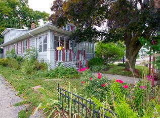 7802 Sheridan Rd, Kenosha, WI 53143