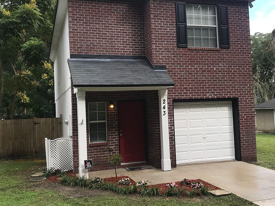 1st image of 243 Metz St #1
