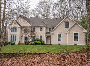 60 Hunters Xing, Burlington, CT 06013