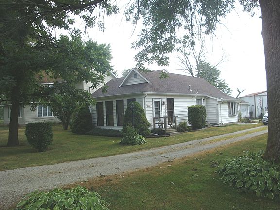 2nd image of 211 S Grove St