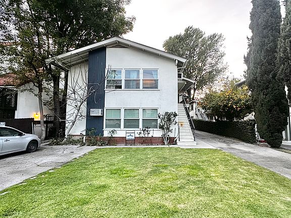2nd image of 4945 Coldwater Canyon Ave #G1