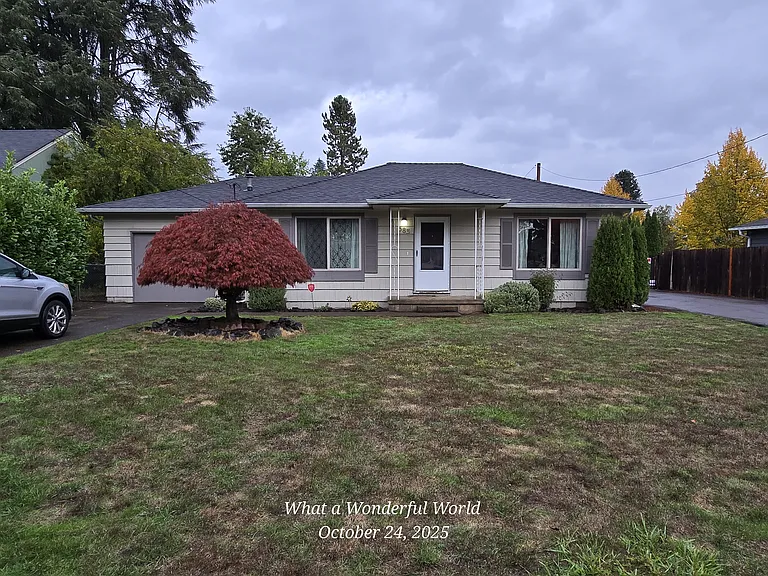 583 Delmar Dr N — Photo 1