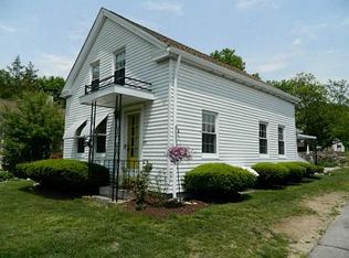 511 Carolina Back Rd, Charlestown, RI 02813