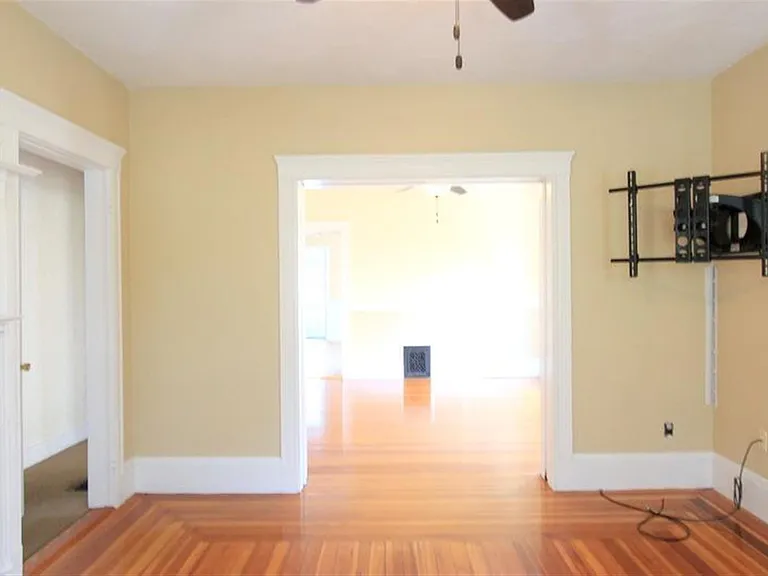 99 Electric Ave — Photo 25