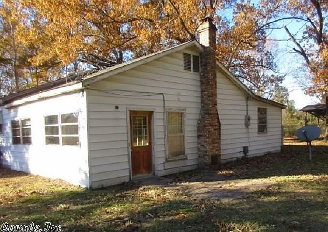 2nd image of 113 E Piney Rd
