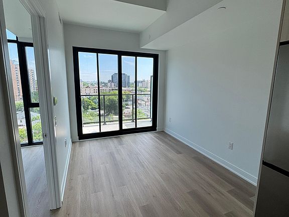 5th image of 3009 Novar Rd #729