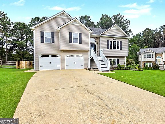 3rd image of 109 Caroline Ln