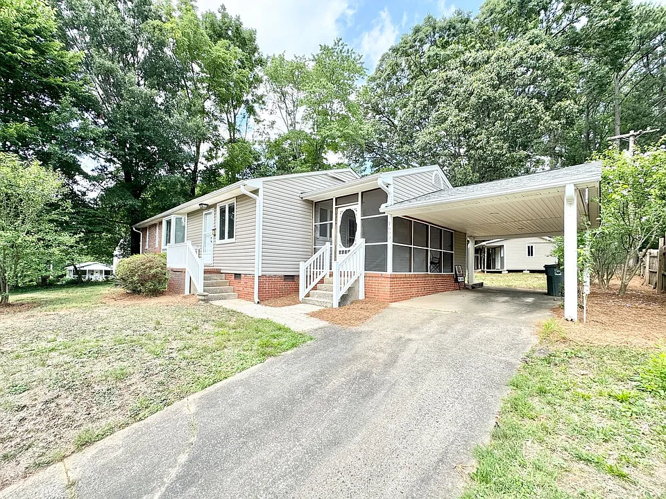1600 Piper Pl