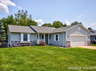 7328 21st Ave, Jenison, MI 49428