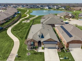 7612 Heritage Dr, Aubrey, TX 76227