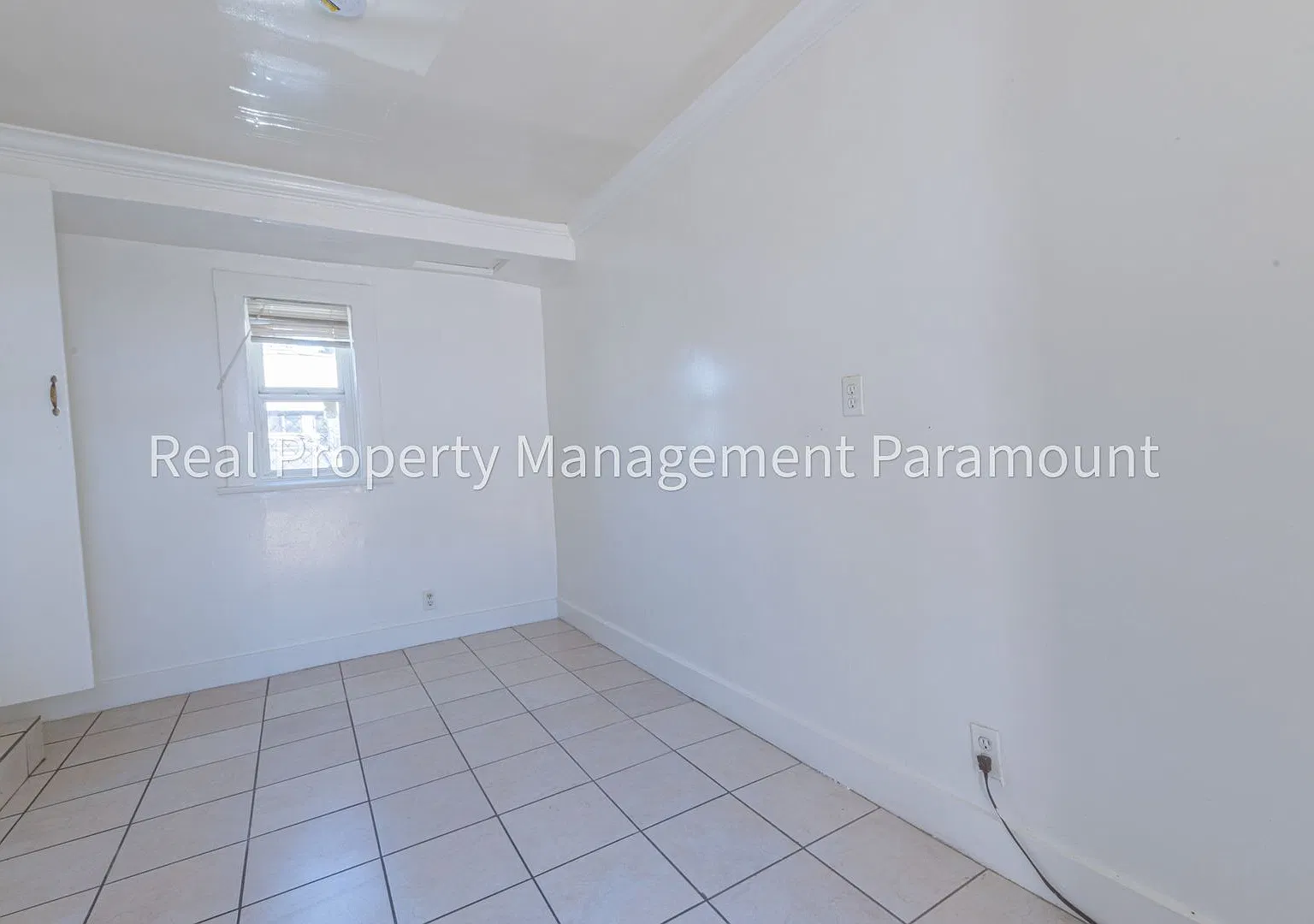 Beautiful Studio Apartment in Los Angeles! — Photo 2