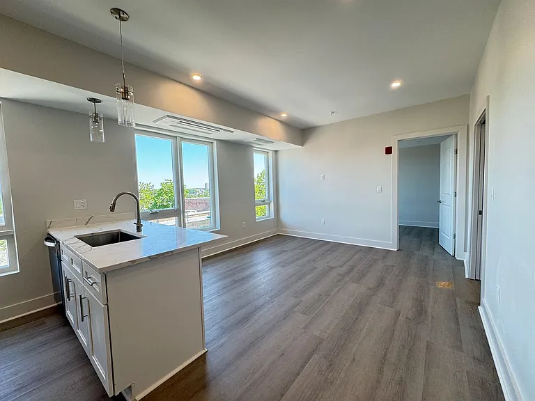 386 Atwells Ave — Photo 14