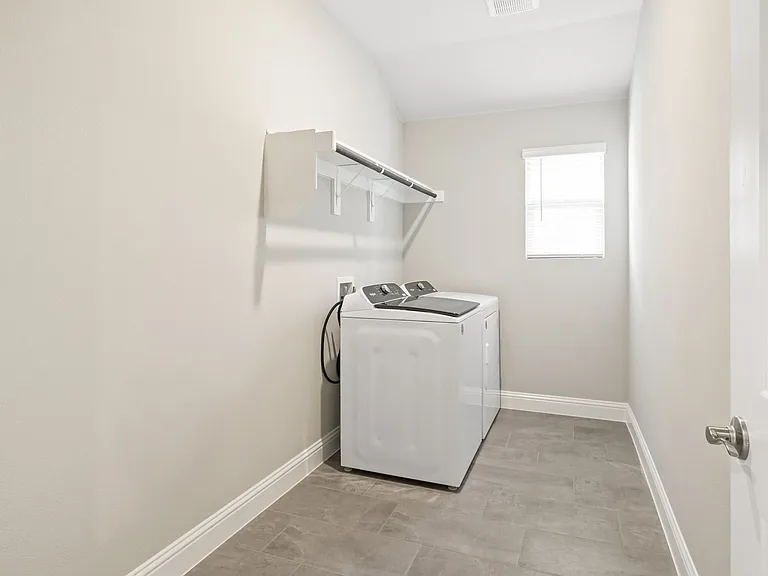 1244 Coneflower Pl — Photo 8