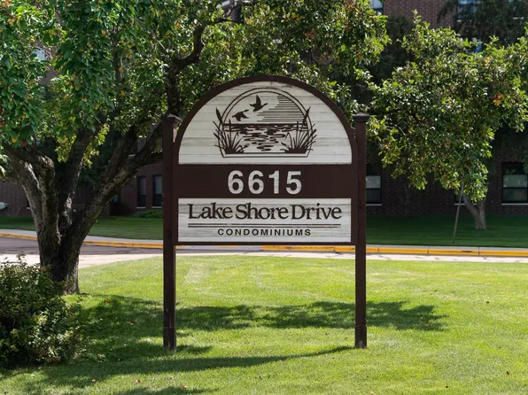 6615 Lake Shore Dr S APT 517, Minneapolis, MN 55423
