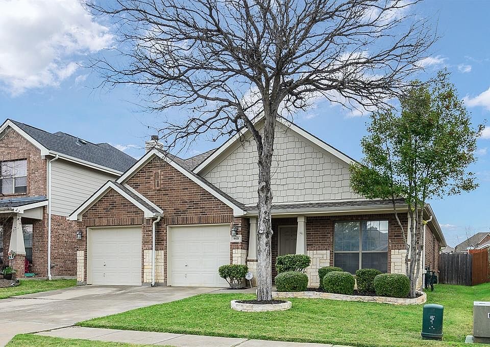 1st image of 913 Lake Forest Trl