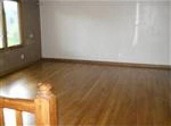 3rd image of 8706 Oakmont Ct