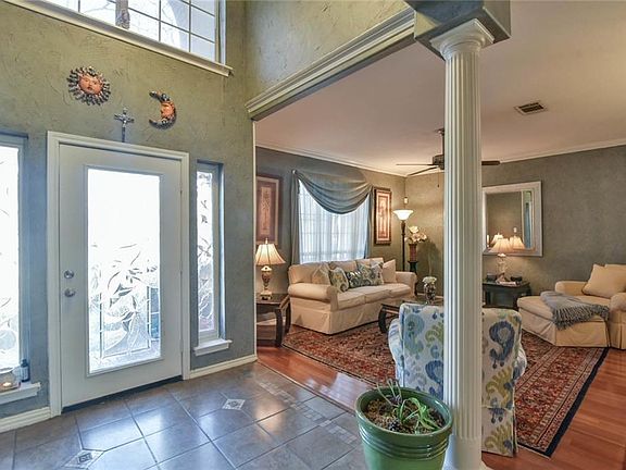4th image of 6307 Fannin Dr