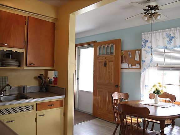 5th image of 14113 Reddington Ave