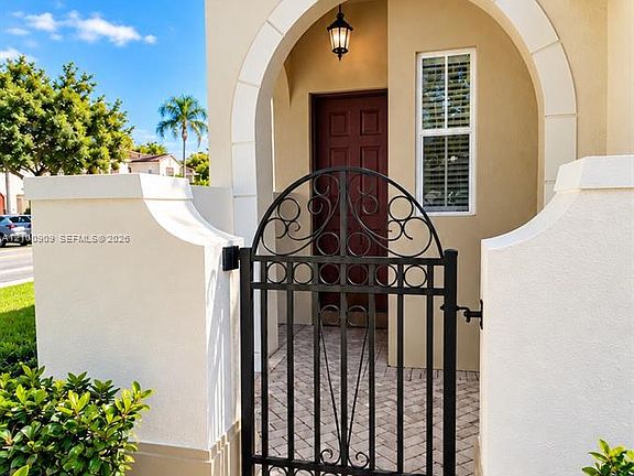 2nd image of 2238 NE 42nd Cir #2238