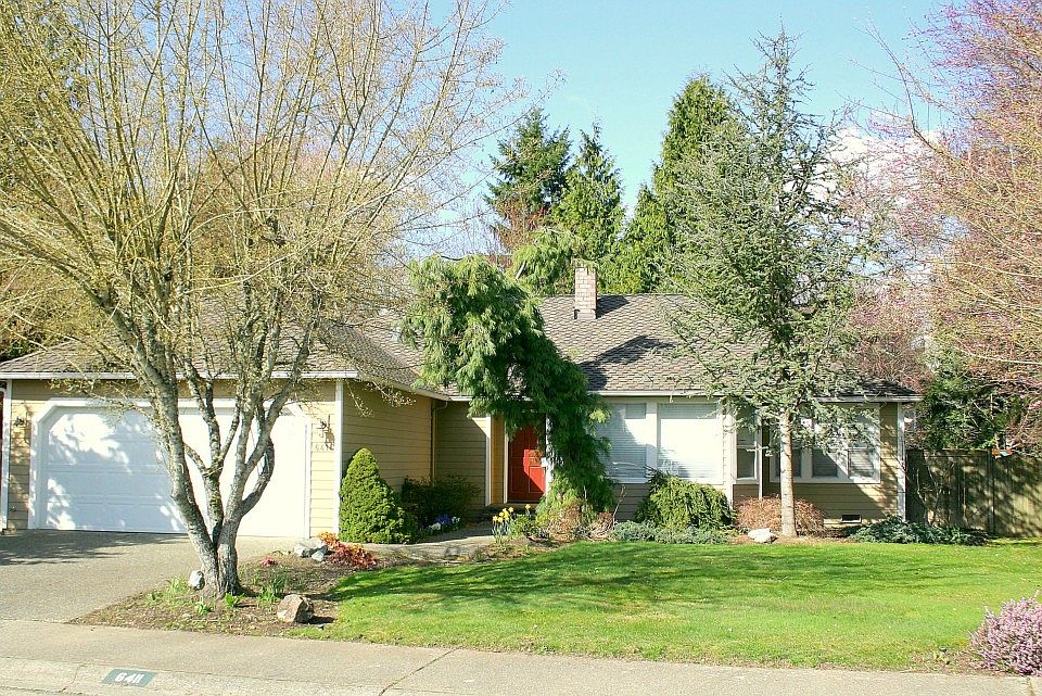1st image of 6411 142nd St SE