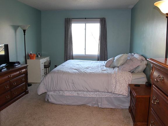 5th image of 10397 Juniper Ln #0