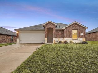 413 Wagon Wheel Dr, Royse City, TX 75189