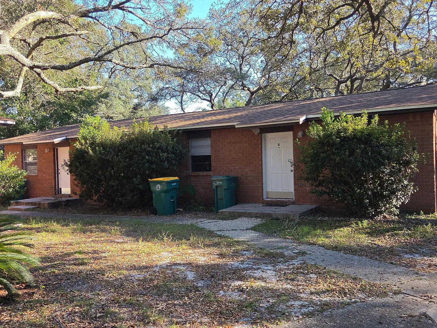 New Listing! — Photo 1