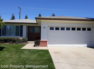 2039 Yosemite Dr, Lodi, CA 95242