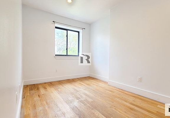 5th image of 69 Granite St #B