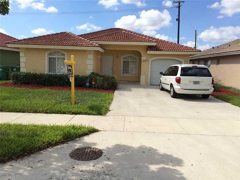 2nd image of 1800 NW 204th St