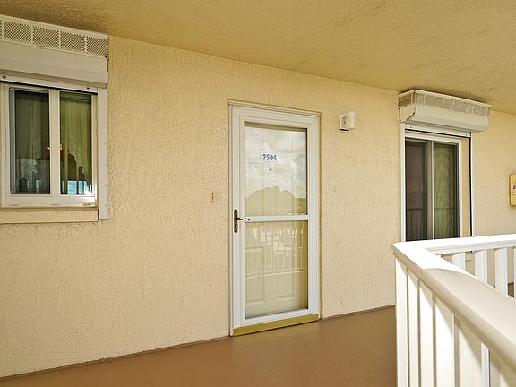 5th image of 1420 Huntington Ln APT 2504