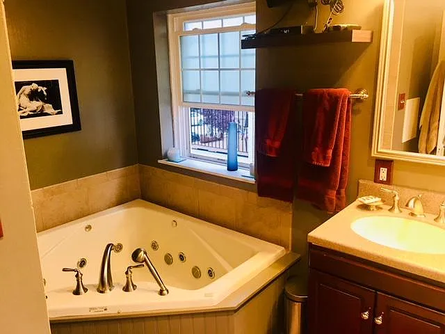 20 E Abington Ave — Photo 15