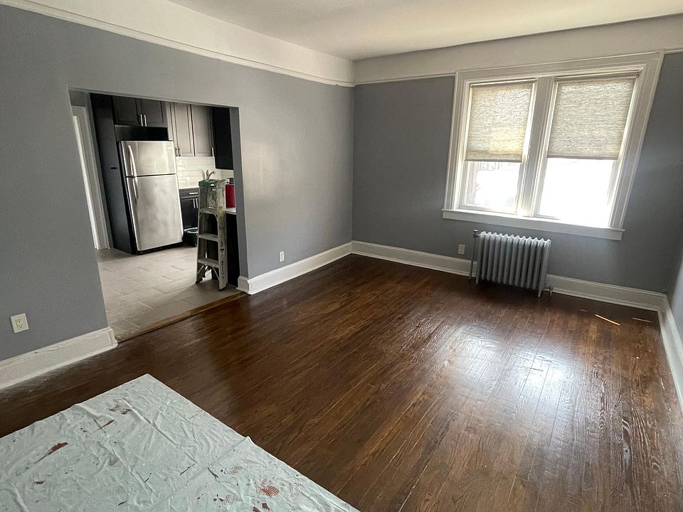 1st image of 253 Lafayette Ave #5
