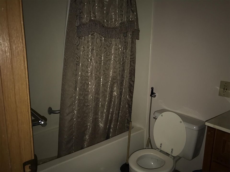 1st image of 610 S 7th St APT 18