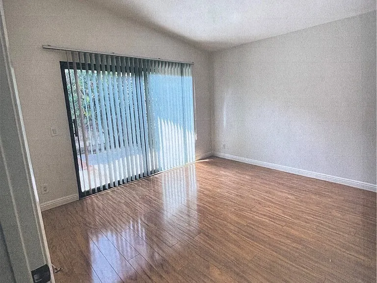 7-7 Flaxwood — Photo 7