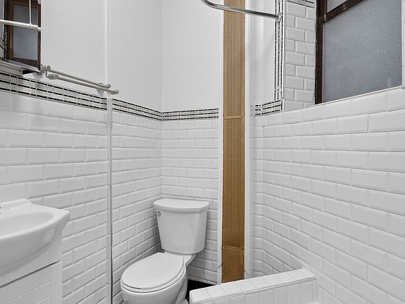4th image of 274 Mott St APT 3B
