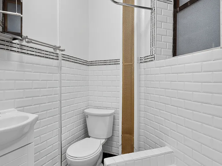 274 Mott St #3B — Photo 4